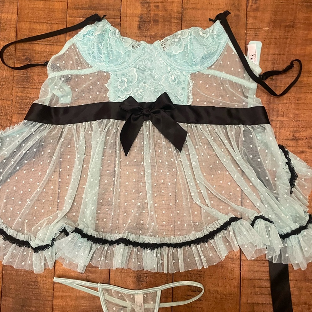 G String
Deamgirl Lace Apron Babydoll With G-
string - Picture 11 of 11